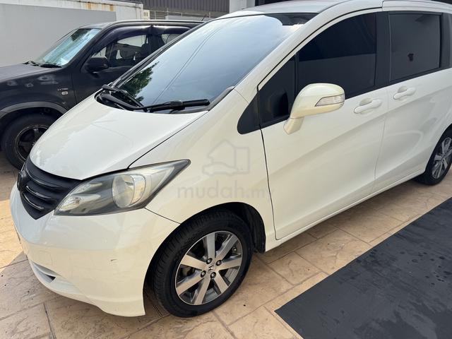 2010 Honda FREED 1.5 E (A) - 2