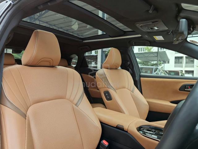 2024 Toyota CROWN 2.5 SPORT Z HEV P/R HUD BSM DIM - 5