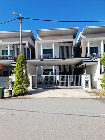 Bukit Banyan Emilia 1