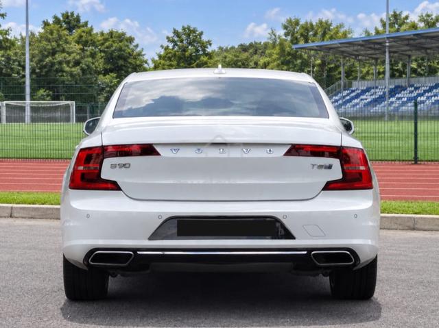 2017 Volvo S90 2.0 T8 INSCRIPTION PLUS LOW MILEAGE - 4