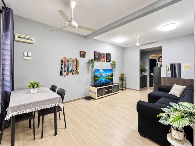 RENOVATED 2 Storey Terrace House Taman Puchong Perdana,Puchong 1