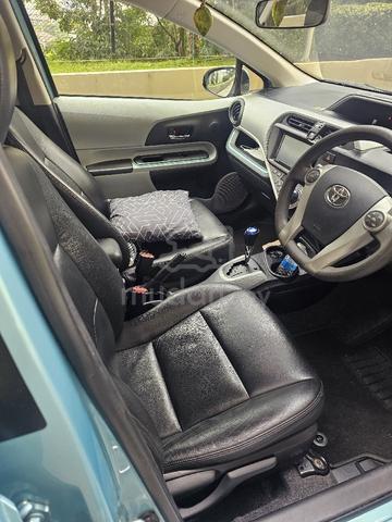 2013 Toyota PRIUS C 1.5 (HYBRID) NHP10R (A) - 3