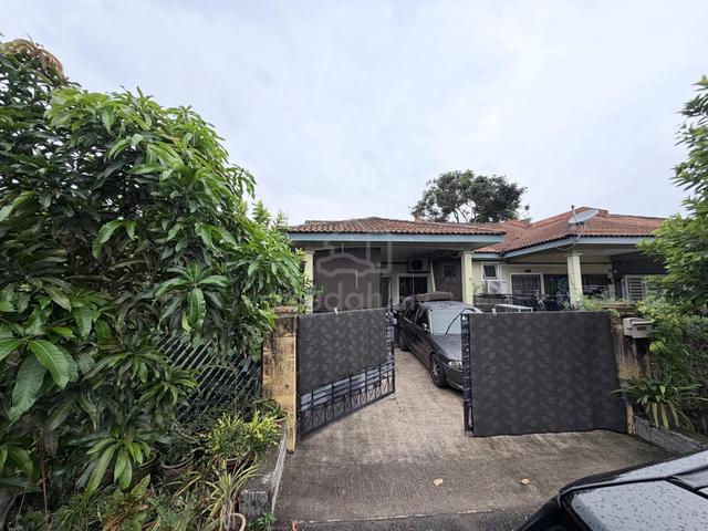CORNER LOT TERES SATU TINGKAT untuk di jual 1