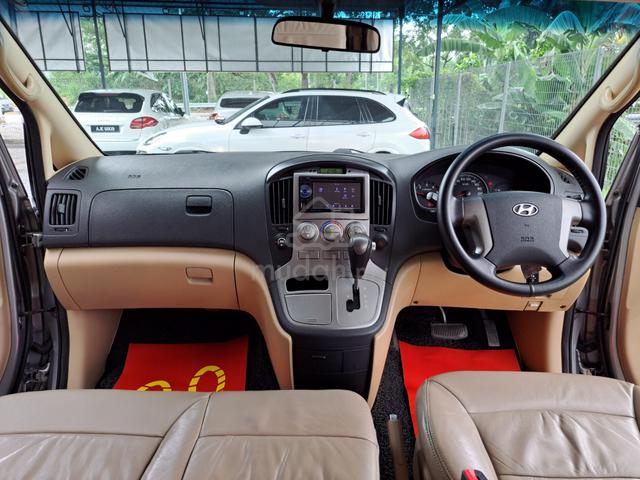Hyundai GRAND ROYALE STAREX 2.5 ROYALE (A) 12 SEAT - 3