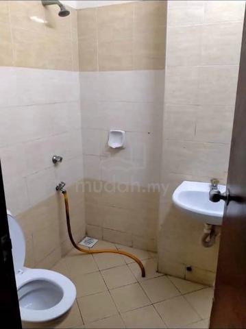 Bandar Dato Onn Perjiranan 10 Double Storey Terrace House 20x70 5