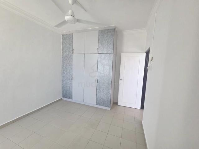 Lake View Suites 1