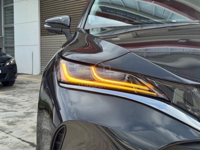5A Grey Interior‼️2023 Toyota HARRIER 2.0 Z (A) - 4