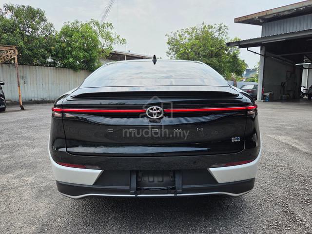 TURBO 2023 Toyota CROWN 2.4 CROSSOVER RS ADVANCED - 4