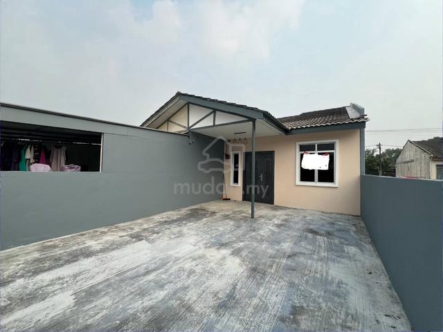 Refurbished END LOT Single Storey Terrace Widuri, Bukit Beruntung 1