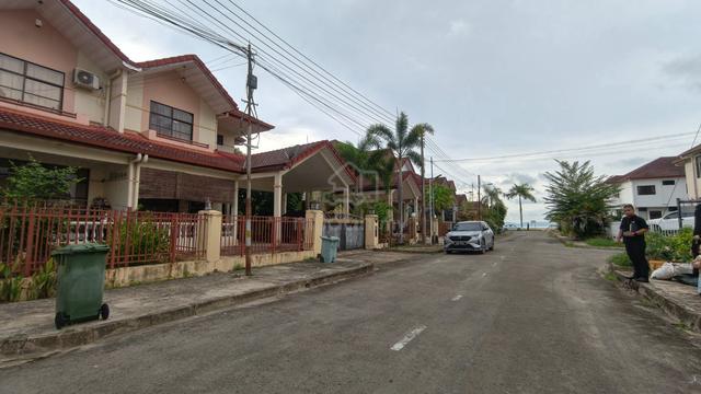 Rumah 2 Tingkat Semi-D untuk Dijual – Palm Beach Villas, Kinarut 1