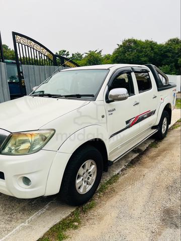 2009 Toyota HILUX 2.5 G KUN25R-PRMSHE (A) - 1