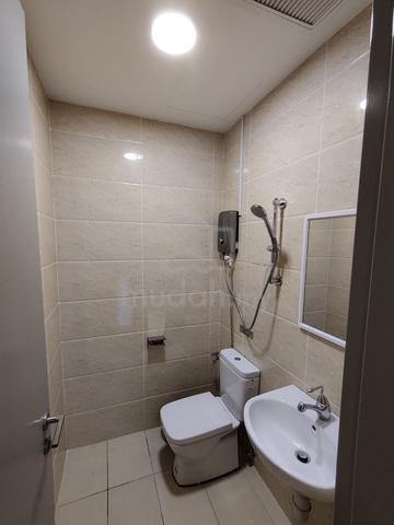 KL One Residence Chan Sow Lin - Master Room 2 1