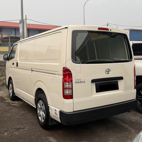 2024 Toyota HIACE 3.0 PANEL VAN KDH201R (M) - 4