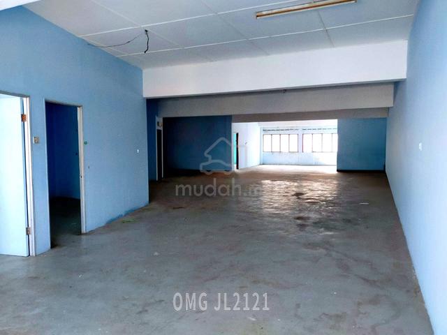 1st floor Shoplot office For Rent Telok gong 1