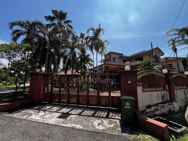 Banglo Dua Tingkat Corner Lot Kampung Cempakasari Ipoh 1