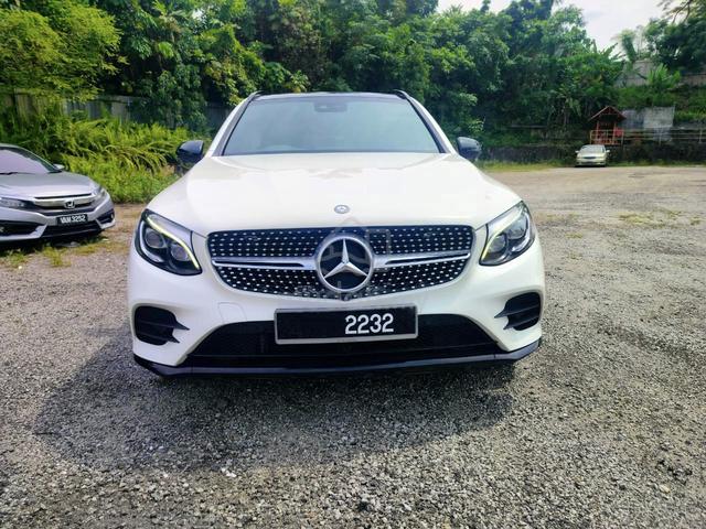 2017 Mercedes Benz GLC250 4MATIC COUPE AMG LINE - 3