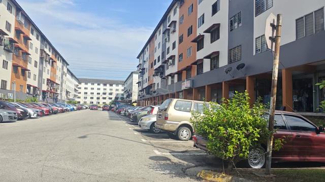 Kenanga Aparment Taman Bunga Raya Low Cost Unit For Sale 1