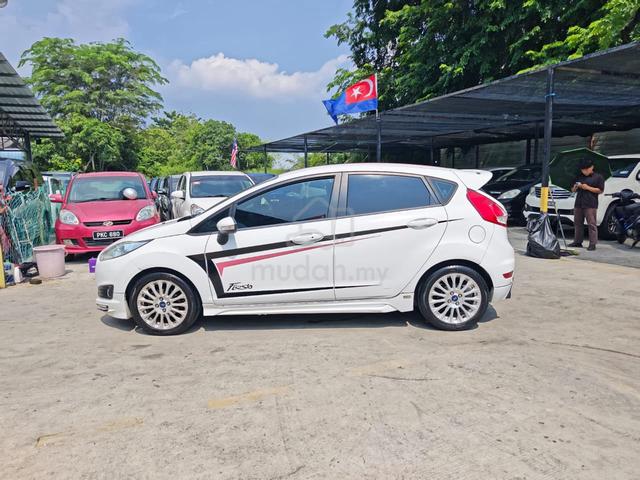 2013 Ford FIESTA 1.6 (AUTO) - 2
