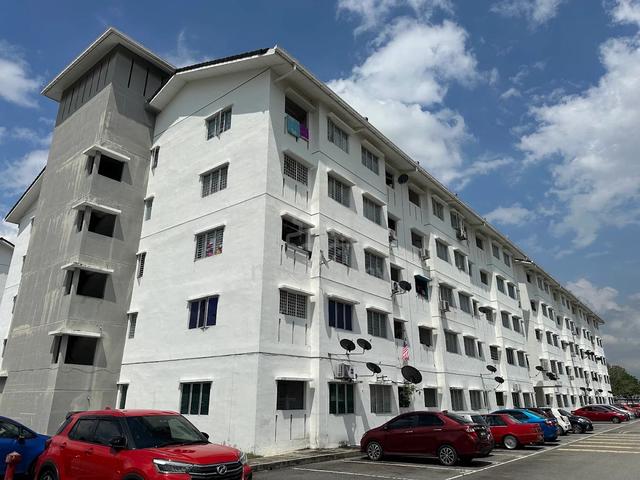 Pangsapuri Putra 1