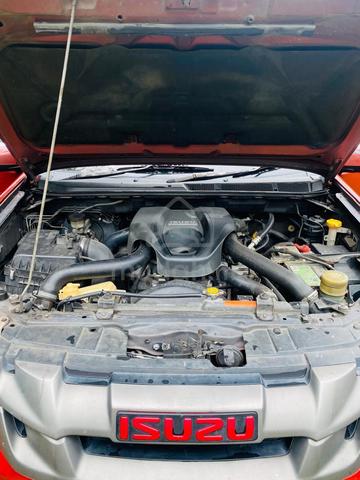 2014 Isuzu D-MAX 2.5 4X2 MY2013 (M) - 5