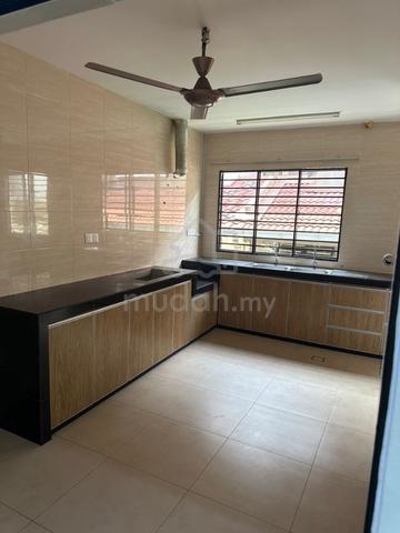 Puchong Kinrara Double Storey Terrace, Near Pavillion and Tzu Chi 1