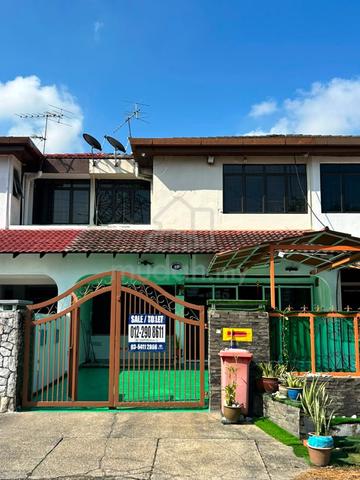 Prime Area Double Storey Terrace House for SALE at Petaling Jaya 1