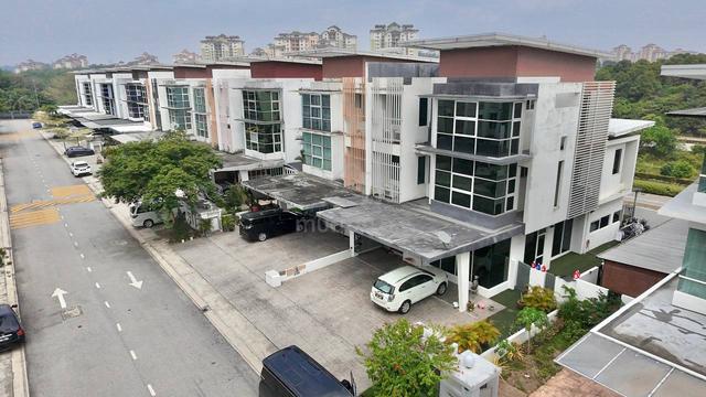 CHEAPEST 3 Storey Semi D, Jacaranda , Garden Residence Cyberjaya. 1