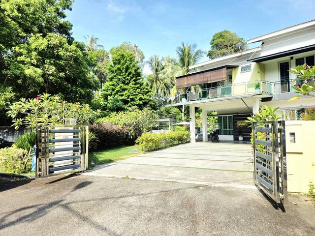 (MediniVillas Kijal) HIGH END MODERN CORNER LOT  + SWIMMING POOL 1