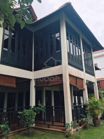 Balinese Style Double Storey Bungalow Banang Golf & Country Villa 4