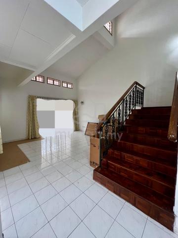 Corner Lot Walking Distance to Lotus Seri Alam 1
