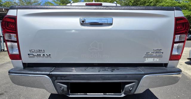 2017 Isuzu D-MAX DMAX 3.0 PREM 4X4 FL (MT) (4X4)🩶 - 5