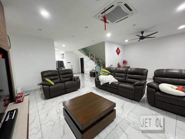 Paloma Bukit Raja KLANG 2 Storey 24x75 RENOVATED House For Sale 1