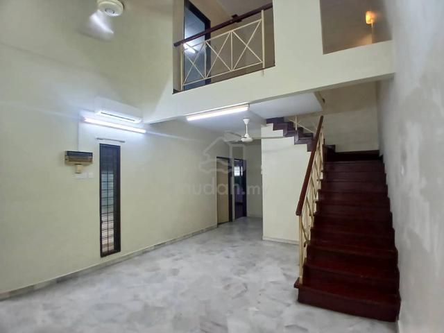 1.5 Storey Terrace House for Rent @ Usj 6, Subang Jaya, Selangor 2