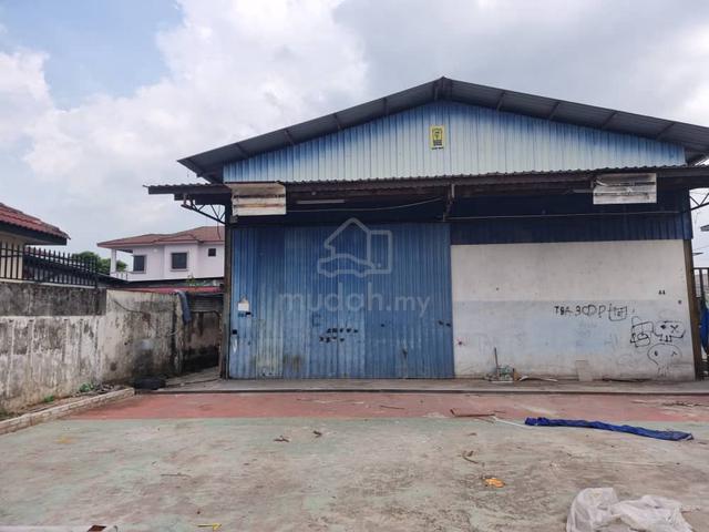 Warehouse @ Paya Jaras Dalam, Sg Buloh 1