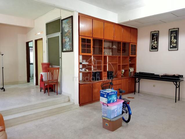 Bukit Beruang,freehold semi d double storey corner lot unit for sale 1