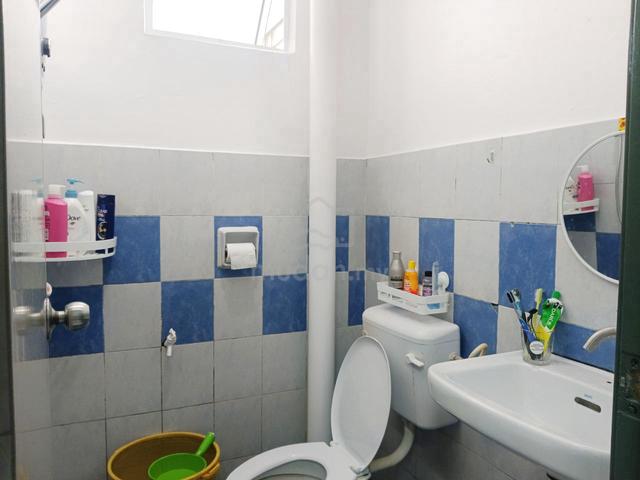 Taman Nusa Bestari, Shop Apartment 2