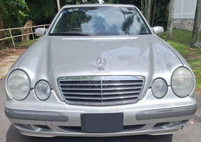 Mercedes Benz E240 (A) Loan Kedai Blacklist TipTop - 1