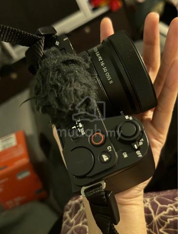 SONY ZV E10 II + lens E PZ16-50mm OSS II - photo 2 of 6