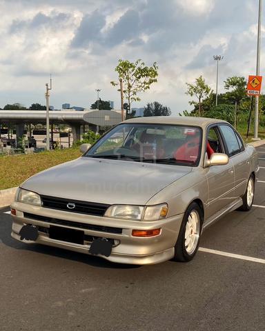 1995 Toyota COROLLA 1.3 SE (M) - 1