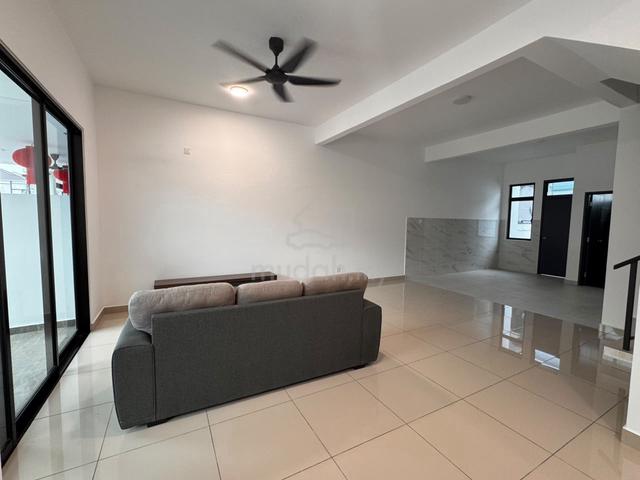 Mount Austin 2 Storey House Taman Austin Duta 4 Partial Furnished G&G 1