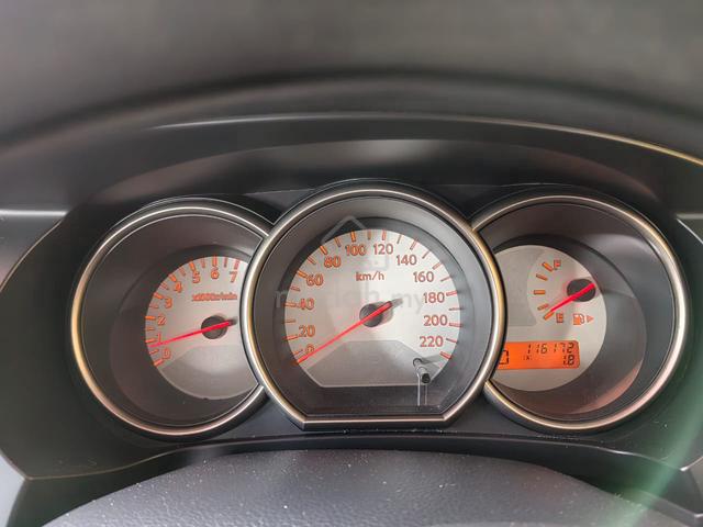 2012 Nissan GRAND LIVINA 1.6 IMPUL (A) - 5