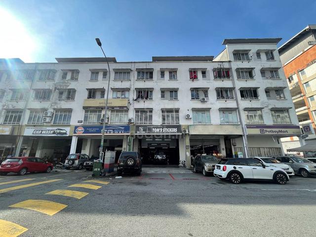Level 1 Office Unit Dataran Otomobil Seksyen 15 Shah Alam 1