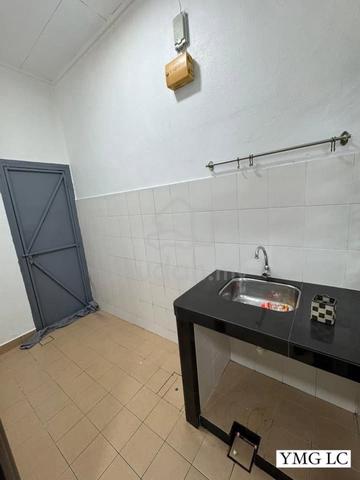 Bukit Raja Makyong 1 Storey 20x65 Fully Renovated Extend 100% Loan 1