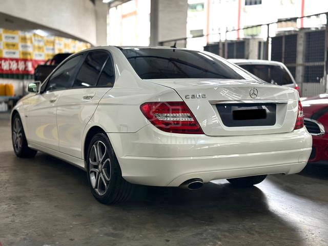 2012/2019 Mercedes Benz C200 1.8 AMG FACELIFT (A) - 4