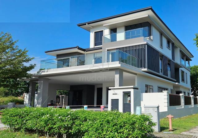 Setia Ecohill, 3 Storey Brand New Bungalow 1