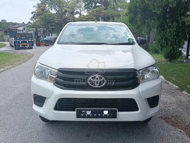 2018 Toyota HILUX 2.4 MT SINGLE CAB (M) - 3