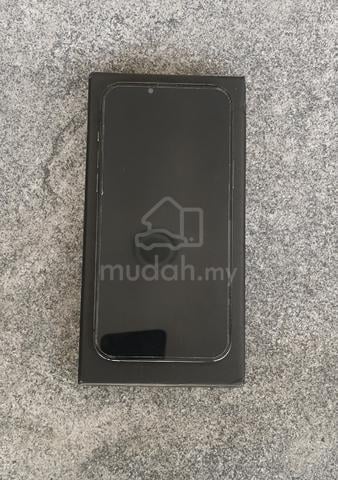 iPhone 13 Pro Max 256GB - photo 2 of 4