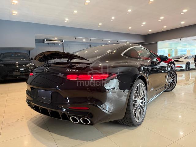 2025 Mercedes Benz AMG GT 43 2.0 4MATIC+ COUPE (A) - 3