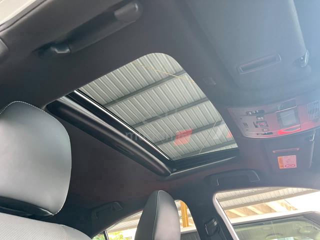 2022 Lexus IS300 2.0 F-SPORT| S.ROOF |BLACK LTR - 5