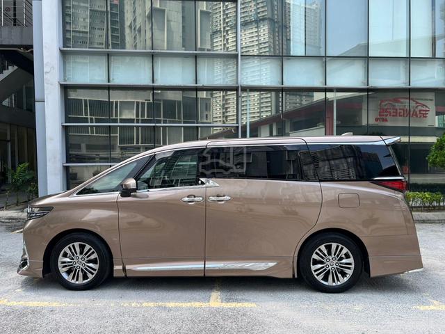 2025 Toyota ALPHARD 2.5 Z GOLD BODYKIT & SIDE STEP - 5